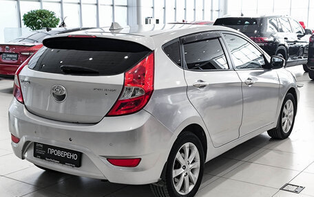 Hyundai Solaris II рестайлинг, 2011 год, 650 000 рублей, 5 фотография