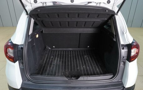 Renault Kaptur I рестайлинг, 2017 год, 1 349 000 рублей, 22 фотография