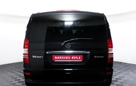 Mercedes-Benz Viano, 2013 год, 1 990 000 рублей, 6 фотография