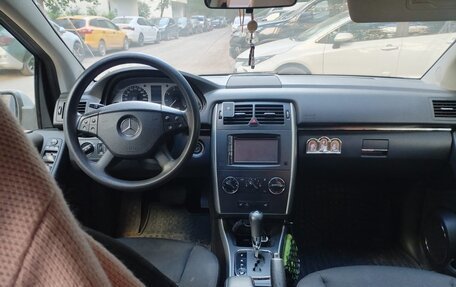 Mercedes-Benz B-Класс, 2011 год, 930 000 рублей, 10 фотография