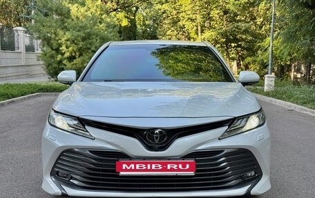 Toyota Camry, 2020 год, 2 940 000 рублей, 5 фотография