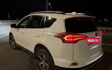 Toyota RAV4, 2016 год, 2 790 000 рублей, 6 фотография
