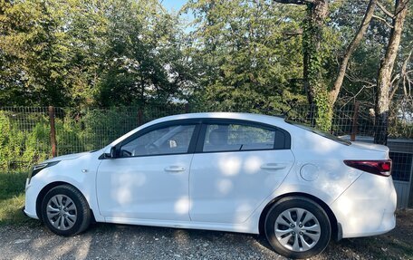 KIA Rio IV, 2021 год, 1 500 000 рублей, 3 фотография