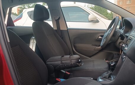 Volkswagen Polo VI (EU Market), 2011 год, 690 000 рублей, 12 фотография