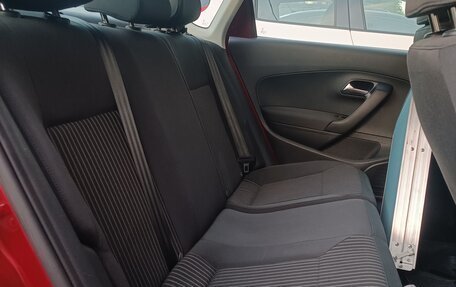 Volkswagen Polo VI (EU Market), 2011 год, 690 000 рублей, 11 фотография
