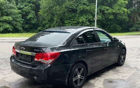 Chevrolet Cruze II, 2011 год, 900 000 рублей, 5 фотография