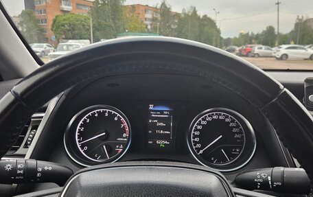 Toyota Camry, 2019 год, 2 550 000 рублей, 8 фотография