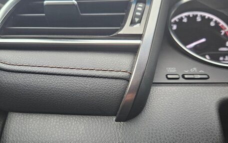 Toyota Camry, 2019 год, 2 550 000 рублей, 3 фотография