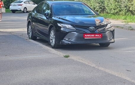Toyota Camry, 2019 год, 2 550 000 рублей, 9 фотография