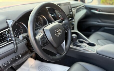 Toyota Camry, 2022 год, 2 800 000 рублей, 18 фотография