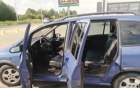 Opel Zafira A рестайлинг, 2001 год, 250 000 рублей, 13 фотография