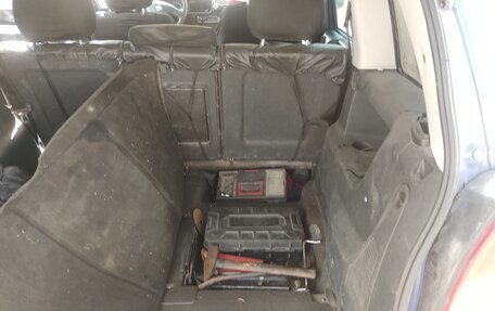 Opel Zafira A рестайлинг, 2001 год, 250 000 рублей, 15 фотография