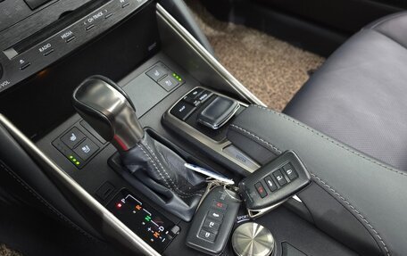 Lexus IS III, 2021 год, 2 571 000 рублей, 9 фотография
