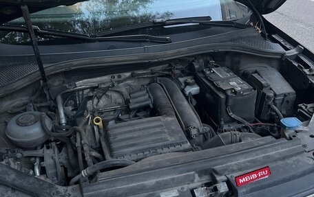 Volkswagen Tiguan II, 2021 год, 2 300 000 рублей, 6 фотография