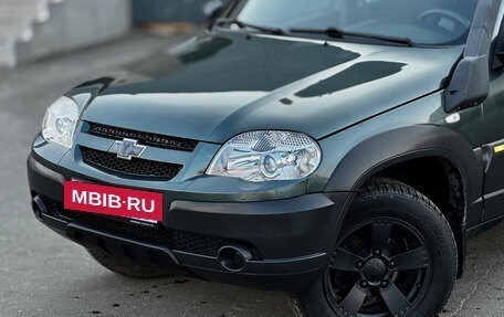 Chevrolet Niva I рестайлинг, 2018 год, 799 000 рублей, 5 фотография
