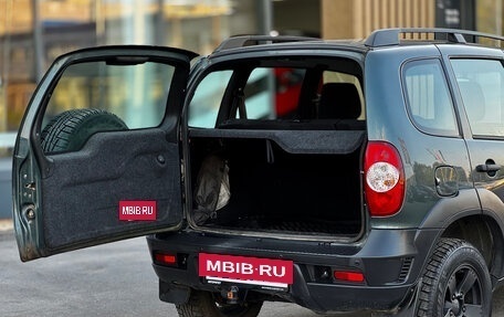 Chevrolet Niva I рестайлинг, 2018 год, 799 000 рублей, 4 фотография