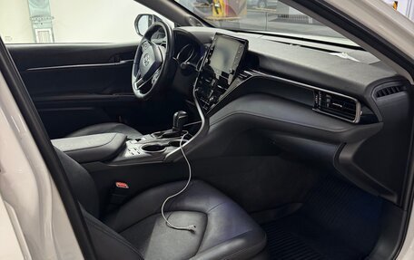 Toyota Camry, 2021 год, 3 500 000 рублей, 12 фотография