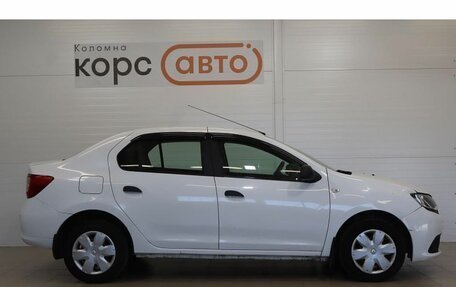 Renault Logan II, 2015 год, 750 000 рублей, 4 фотография