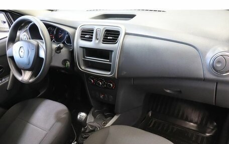 Renault Logan II, 2015 год, 750 000 рублей, 5 фотография