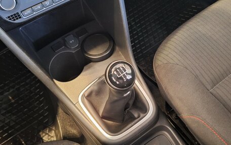 Volkswagen Polo VI (EU Market), 2017 год, 1 099 000 рублей, 19 фотография