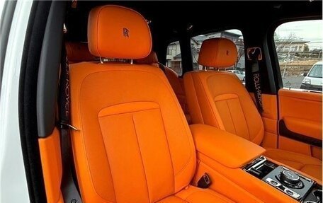 Rolls-Royce Cullinan, 2025 год, 49 700 000 рублей, 19 фотография