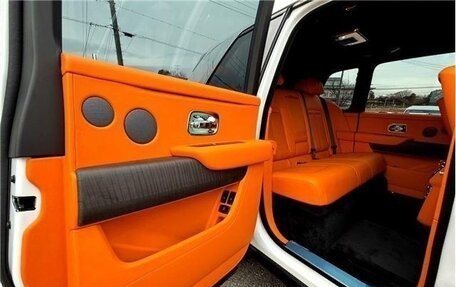 Rolls-Royce Cullinan, 2025 год, 49 700 000 рублей, 22 фотография