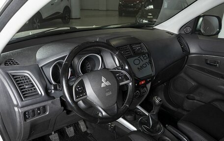 Mitsubishi ASX I рестайлинг, 2013 год, 800 000 рублей, 3 фотография