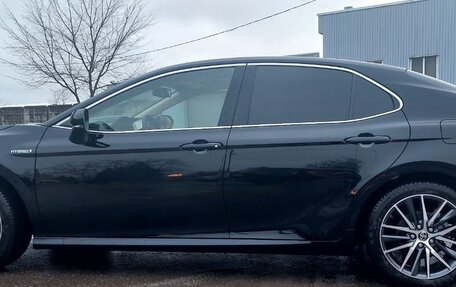 Toyota Camry, 2022 год, 2 750 000 рублей, 6 фотография