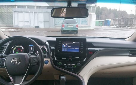 Toyota Camry, 2022 год, 2 750 000 рублей, 8 фотография