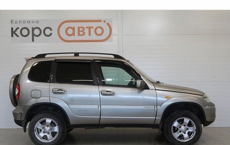 Chevrolet Niva I рестайлинг, 2010 год, 380 000 рублей, 4 фотография