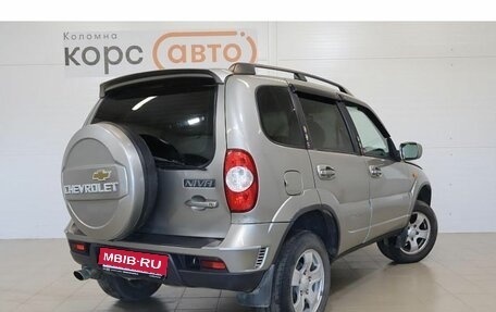 Chevrolet Niva I рестайлинг, 2010 год, 380 000 рублей, 3 фотография