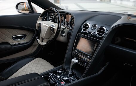 Bentley Continental GT II рестайлинг, 2016 год, 6 900 000 рублей, 12 фотография