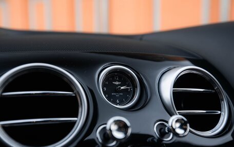Bentley Continental GT II рестайлинг, 2016 год, 6 900 000 рублей, 19 фотография