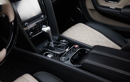 Bentley Continental GT II рестайлинг, 2016 год, 6 900 000 рублей, 30 фотография