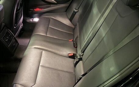 BMW 3 серия, 2018 год, 2 700 000 рублей, 12 фотография