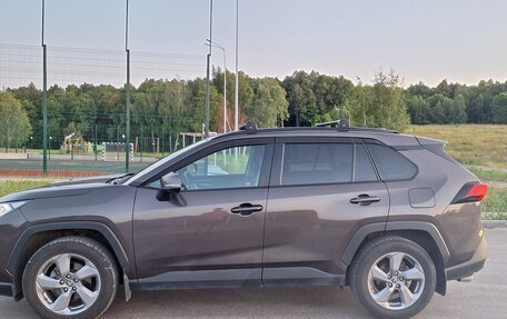 Toyota RAV4, 2020 год, 2 680 000 рублей, 2 фотография