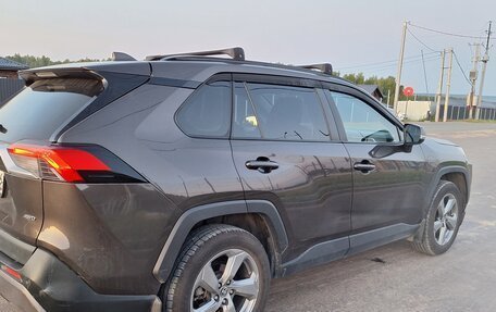 Toyota RAV4, 2020 год, 2 680 000 рублей, 5 фотография