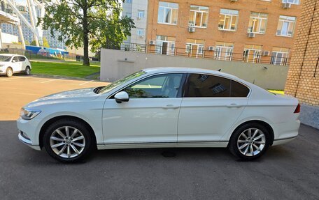 Volkswagen Passat B8 рестайлинг, 2016 год, 1 560 000 рублей, 2 фотография