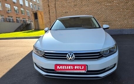 Volkswagen Passat B8 рестайлинг, 2016 год, 1 560 000 рублей, 7 фотография