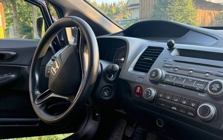 Honda Civic VIII, 2010 год, 650 000 рублей, 11 фотография
