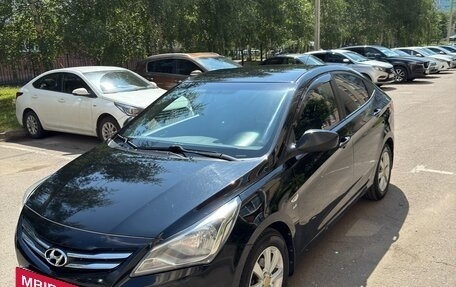 Hyundai Solaris II рестайлинг, 2015 год, 1 039 000 рублей, 4 фотография