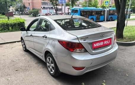 Hyundai Solaris II рестайлинг, 2013 год, 1 020 000 рублей, 10 фотография