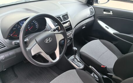 Hyundai Solaris II рестайлинг, 2013 год, 1 020 000 рублей, 16 фотография