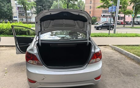 Hyundai Solaris II рестайлинг, 2013 год, 1 020 000 рублей, 22 фотография
