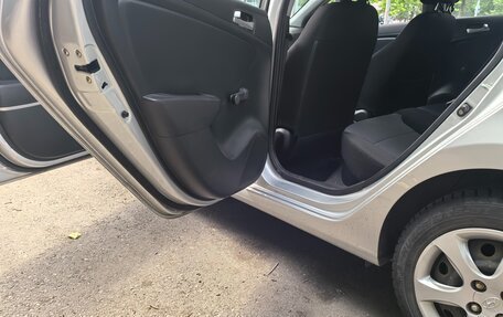 Hyundai Solaris II рестайлинг, 2013 год, 1 020 000 рублей, 31 фотография