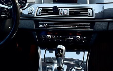 BMW 5 серия, 2013 год, 1 900 000 рублей, 7 фотография