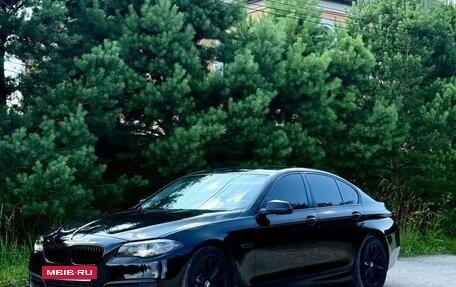 BMW 5 серия, 2013 год, 1 900 000 рублей, 2 фотография