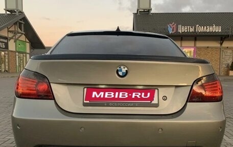 BMW 5 серия, 2004 год, 1 150 000 рублей, 3 фотография