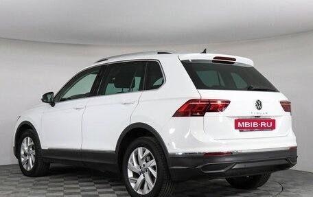 Volkswagen Tiguan II, 2021 год, 2 549 000 рублей, 7 фотография