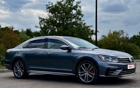 Volkswagen Passat B8 рестайлинг, 2017 год, 2 000 000 рублей, 2 фотография